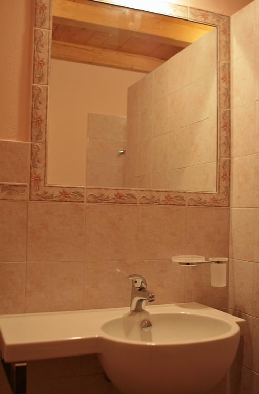 Agriturismo Cavrigo Lodi Cameră foto