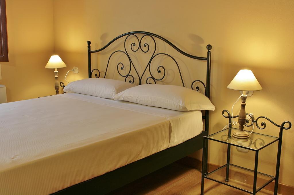 Agriturismo Cavrigo Lodi Cameră foto
